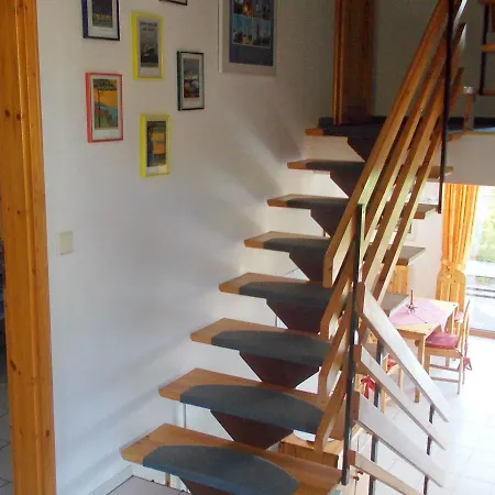 Tatil Evi Sunlit Holiday Near Town Center In *