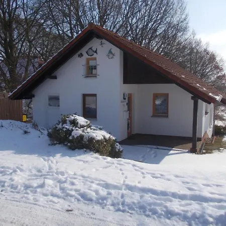 Tatil Evi Sunlit Holiday Near Town Center In